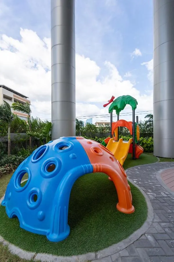 Lush Residences Makati Makati City Aparthotel