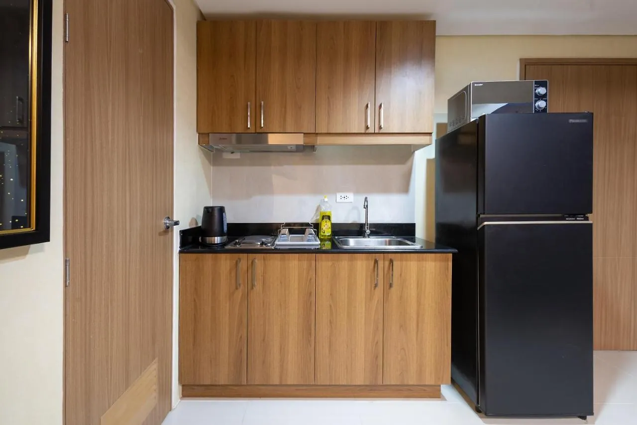 Lush Residences Makati Makati City 4*,  Filipíny