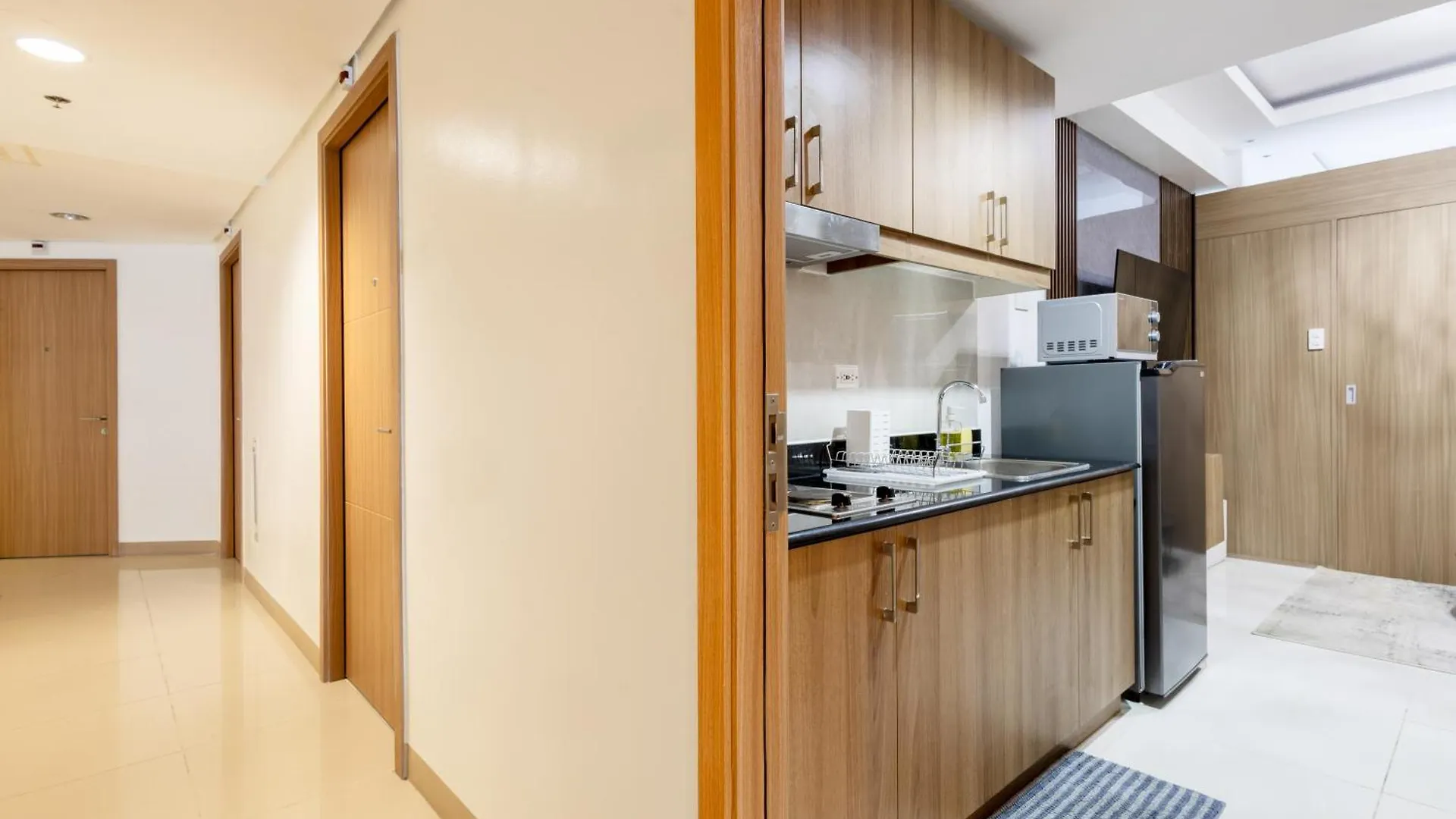 Lush Residences Makati Makati City 4*,  Filipíny