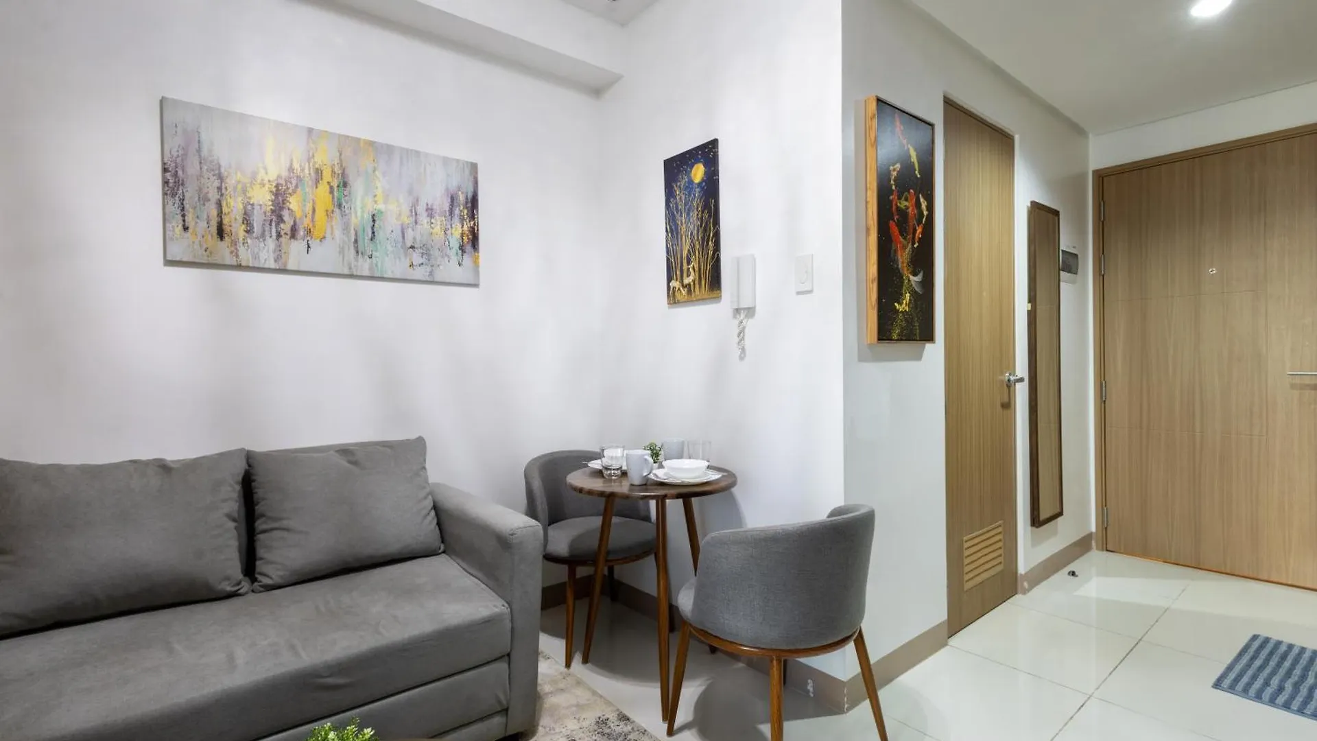 Lush Residences Makati Makati City Filipíny